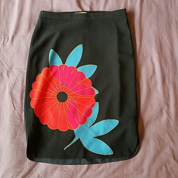 LOFT Floral Skirt - Picture 1 of 2